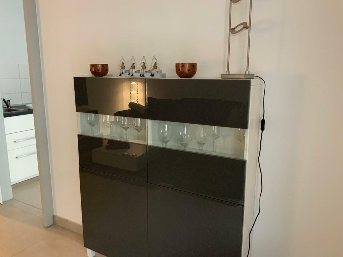 Sonnige Wohnung Im Zentrum Mit Terrasse U Tiefgarage - Netflix & Prime Leipzig Bagian luar foto